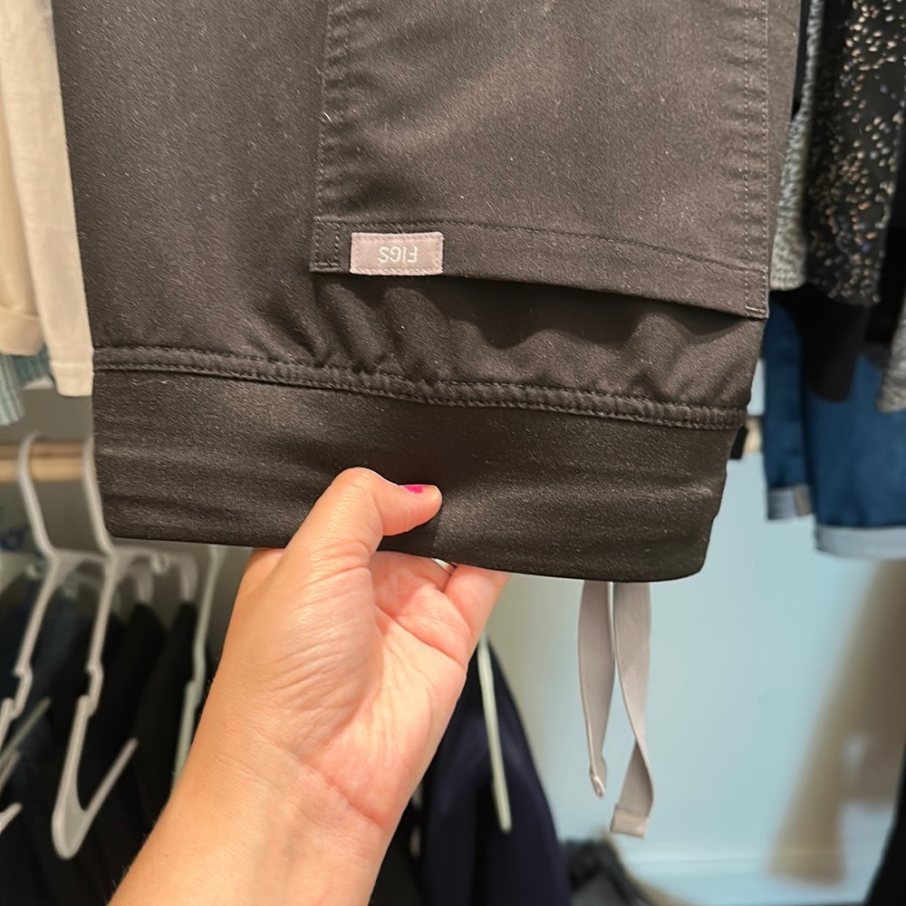 Women figs black scrub bottoms